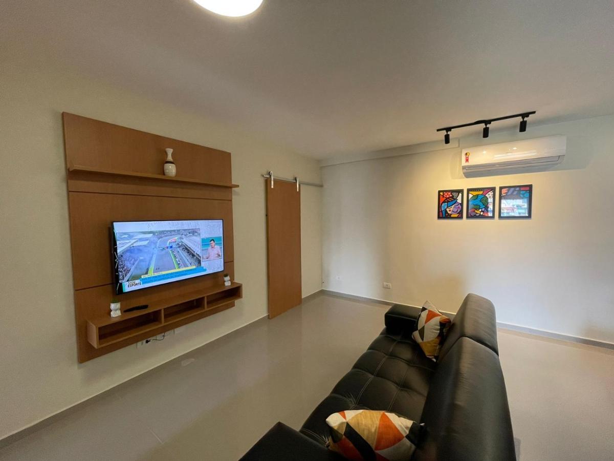 Apartamento Com Piscina No Centro Διαμέρισμα Ubatuba Εξωτερικό φωτογραφία