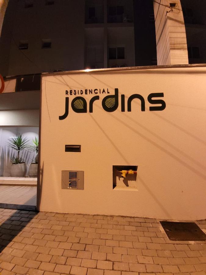 Apartamento Com Piscina No Centro Διαμέρισμα Ubatuba Εξωτερικό φωτογραφία