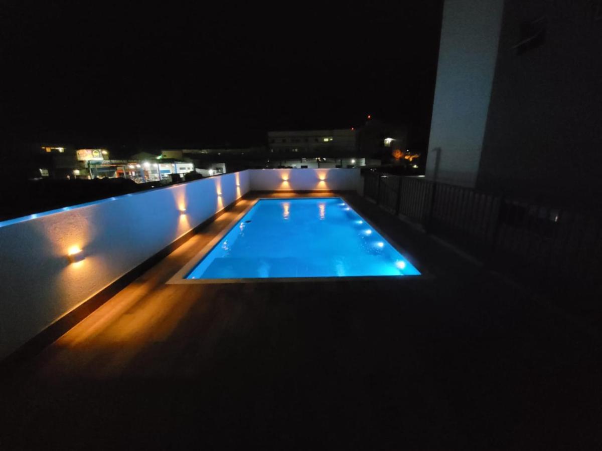 Apartamento Com Piscina No Centro Διαμέρισμα Ubatuba Εξωτερικό φωτογραφία