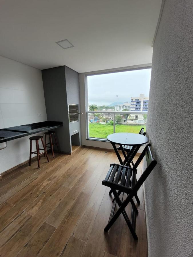 Apartamento Com Piscina No Centro Διαμέρισμα Ubatuba Εξωτερικό φωτογραφία